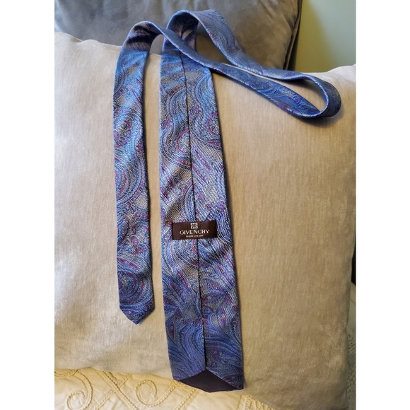 Vintage Givenchy Paisley Tie - Picture 4 of 7